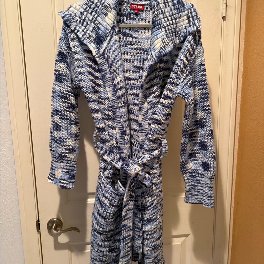 STAUD Blue and White Heavy Knit Sweater Sz XS pockets tie belt - Picture 9 of 9